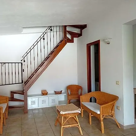Otel Entire House Tertenìa