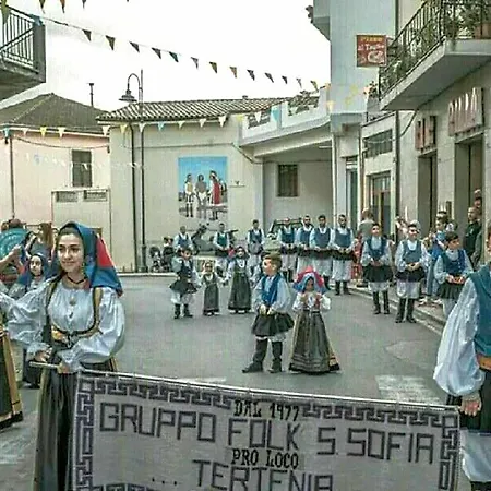 Entire House Hotel